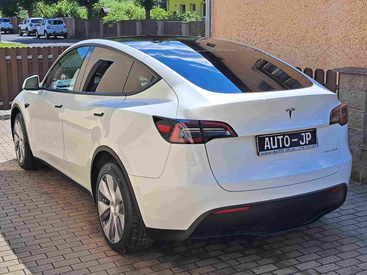 Tesla Model Y AWD Long Range - 1913 - 4