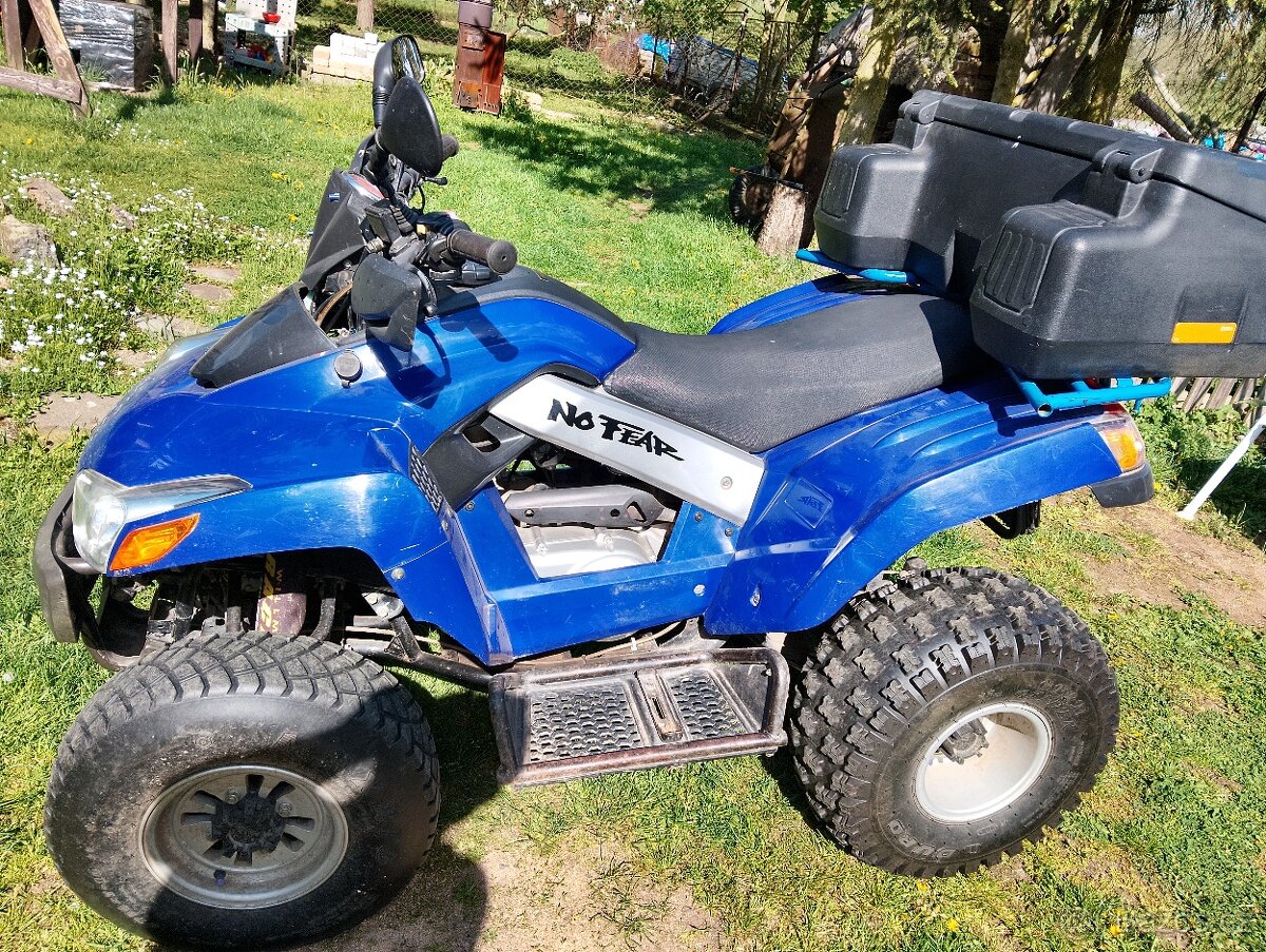 Quad sym 250 quadlander. SYM 250