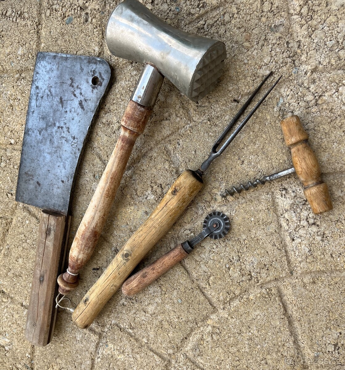 Starožitná kuchyňská sada - 4