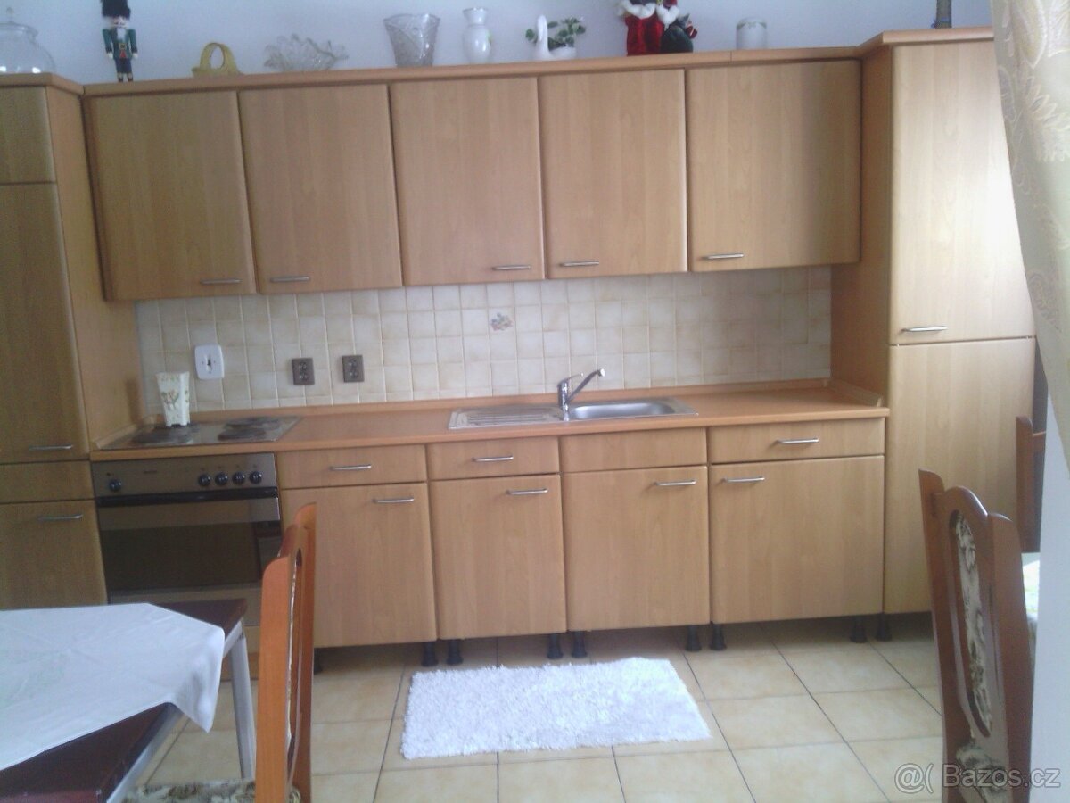 Prodam velky tri podlazni rodiiny dum - 4