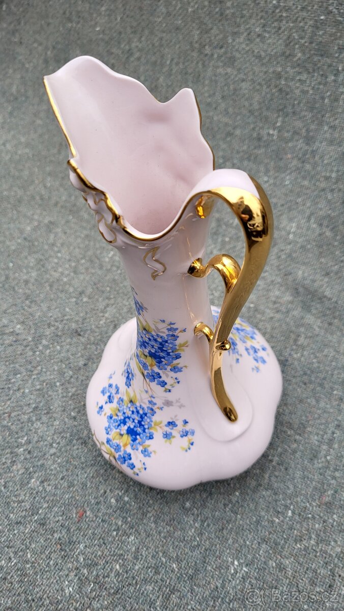 Váza z růžového porcelánu - 4