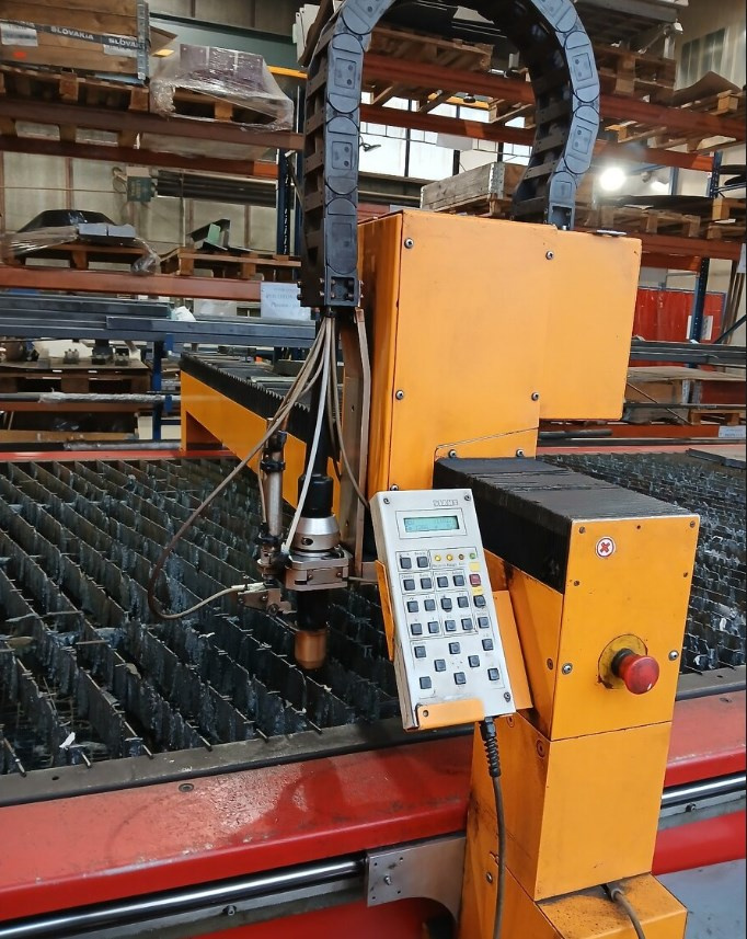 Plasmové řezačky FINE PLASMACUTTER – 2000.4 - 4