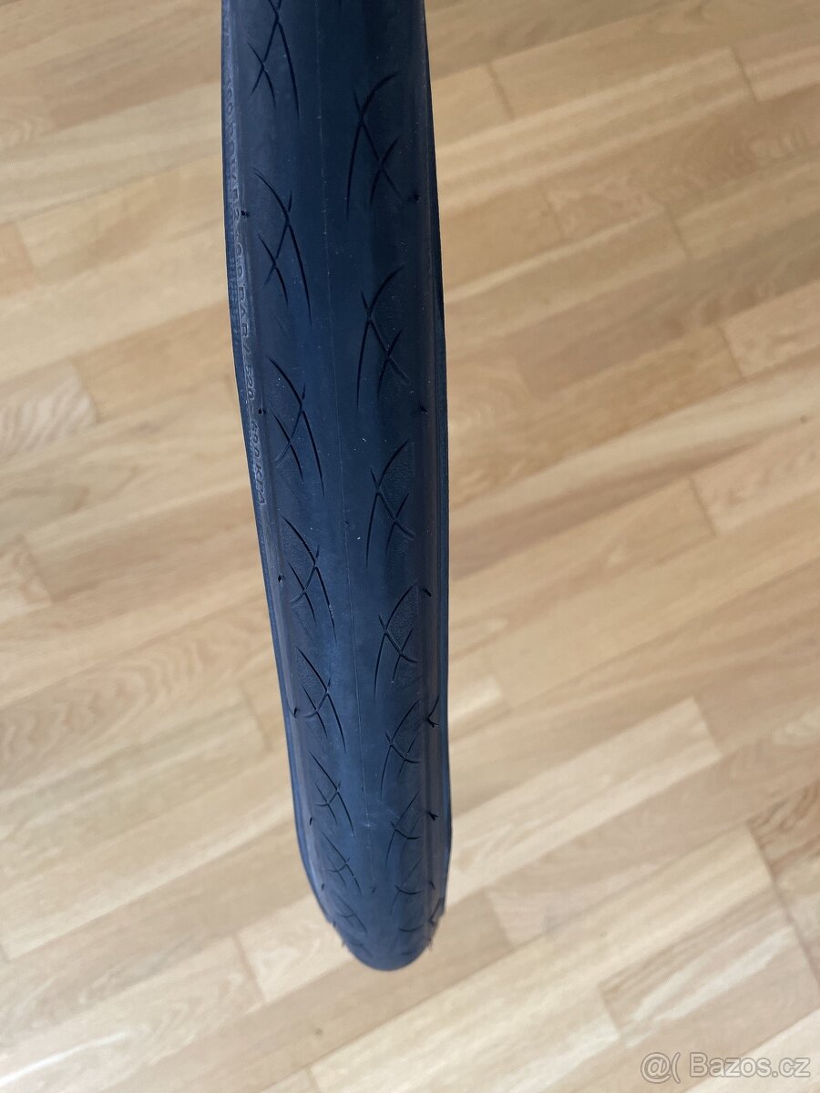 Silniční plášť Bontrager AW2 HC Lite 700 x 28C TLR (nový) - 4