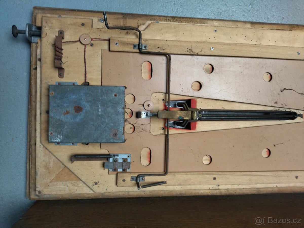 Starý hrací automat - 4