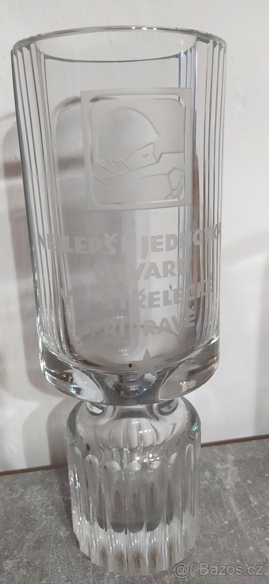 Investiční váza - 4