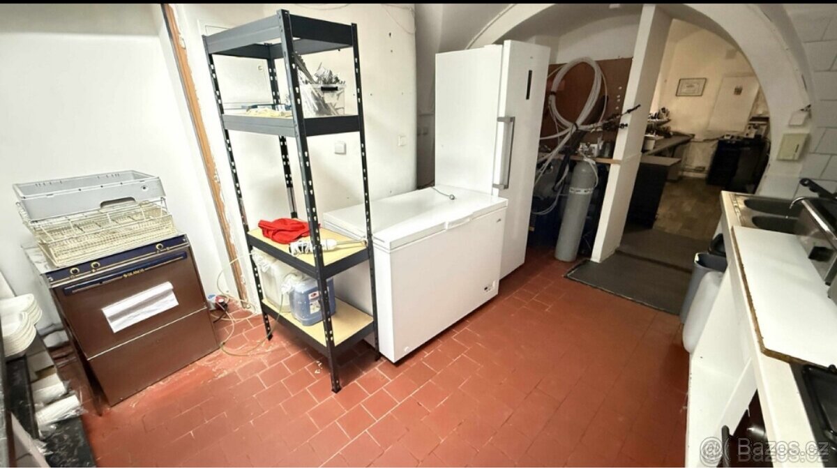 ⭐ Stylový sklípek 98 m² – kompletně zařízeno, otevřete hned - 4