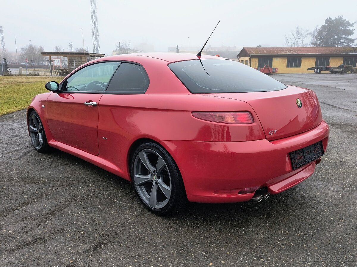 Alfa Romeo GT 1.9jtd 110KW COLLEZIONE - 4
