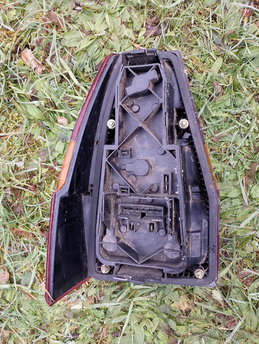 Zadní světlo VW Passat B2 - 4