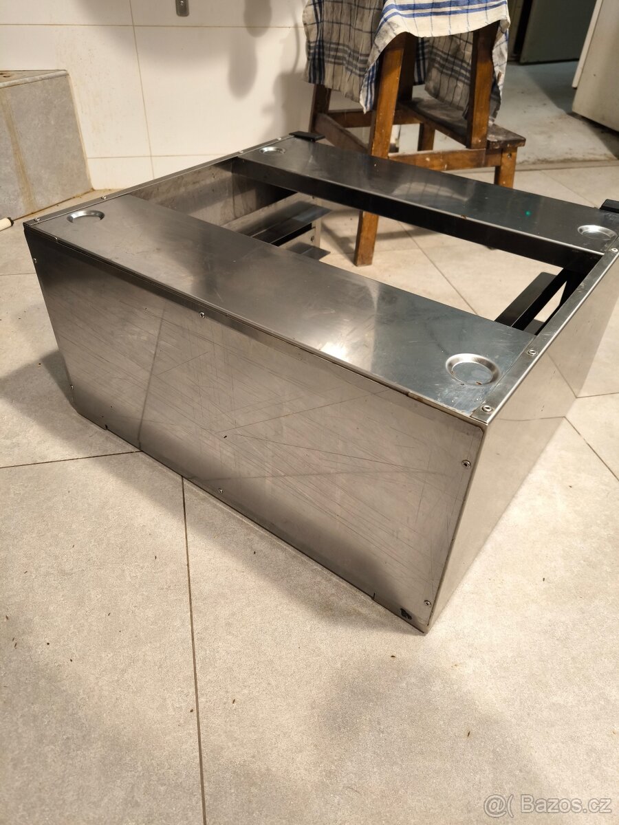 Podstavec pod troubu / kynárnu - 4