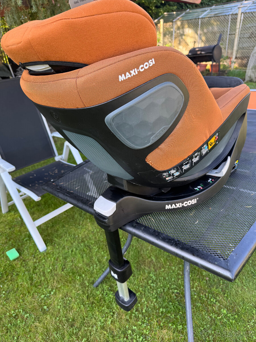 Maxi-Cosi Pearl 360 PRO 0-17,5kg se základnou FamilyFix - 4