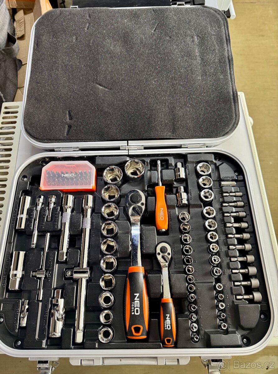 Sada nářadí Neo Tools v kufru - 4