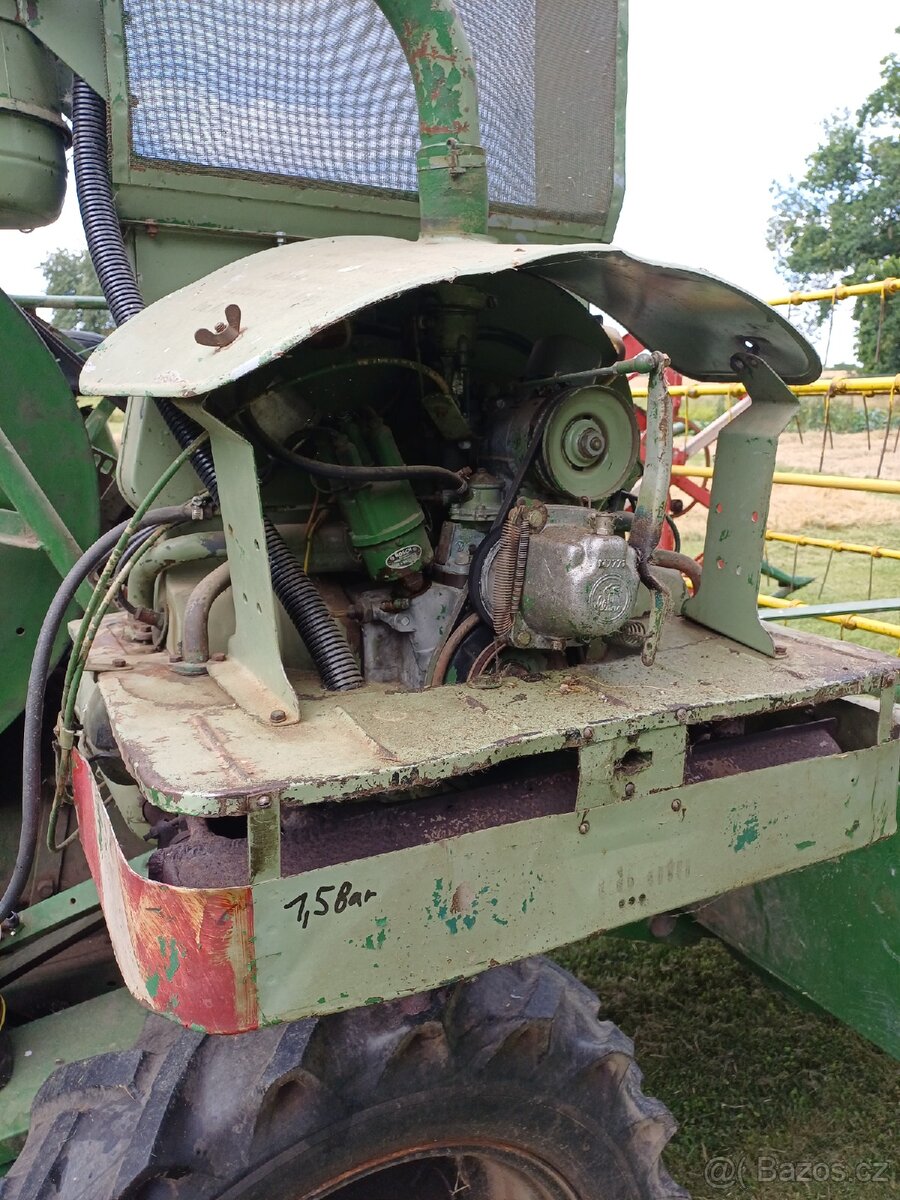 Kombajn sklízecí mlátička - 4