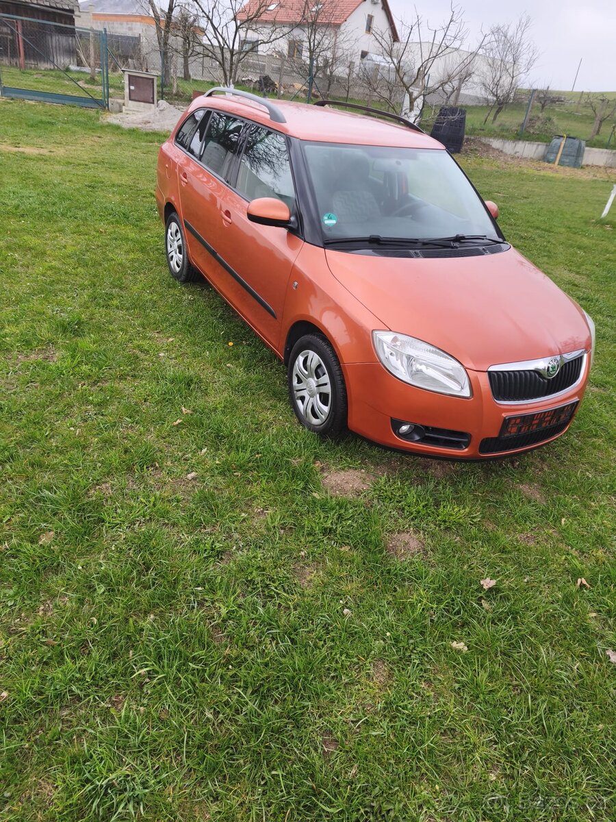 Škoda fabia 2 combi - 4
