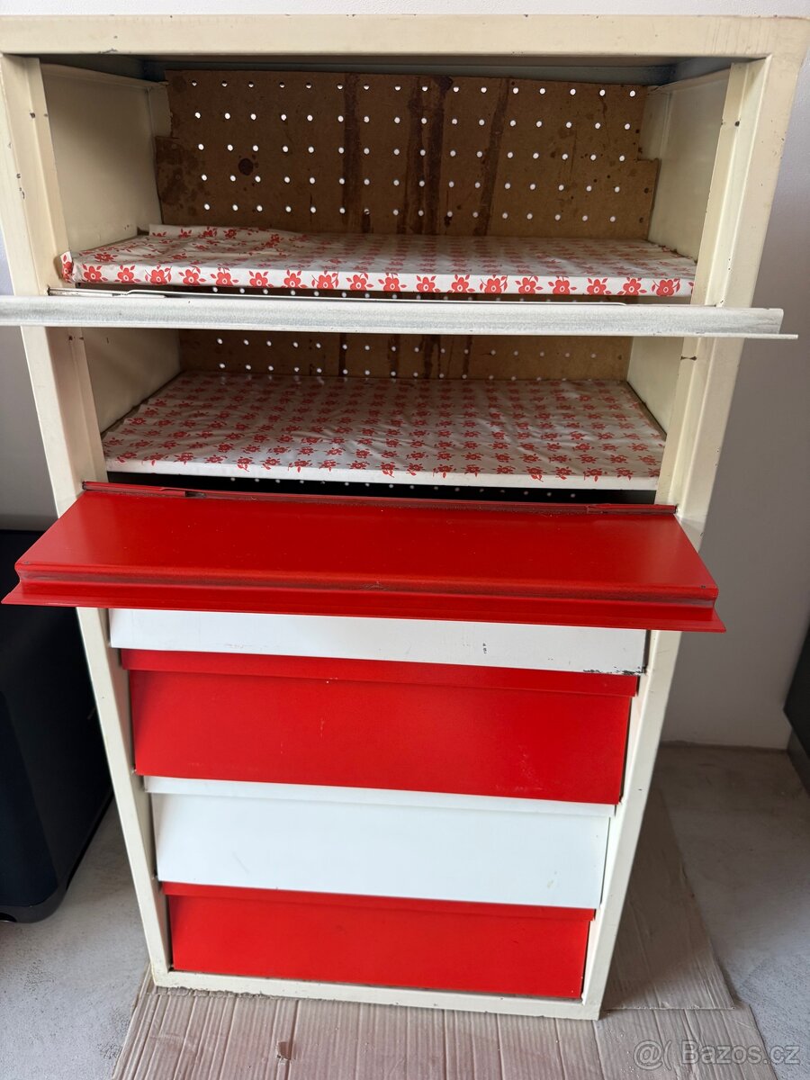 Retro botnik - 4
