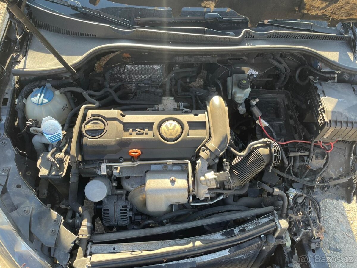 VW Golf VI 1.4 TSI 90kW (CAXA), rok 2009 - 4