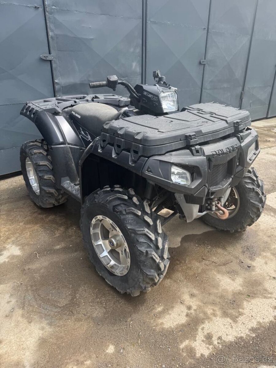 Polaris Sportsman 850 EFI na opravu / díly