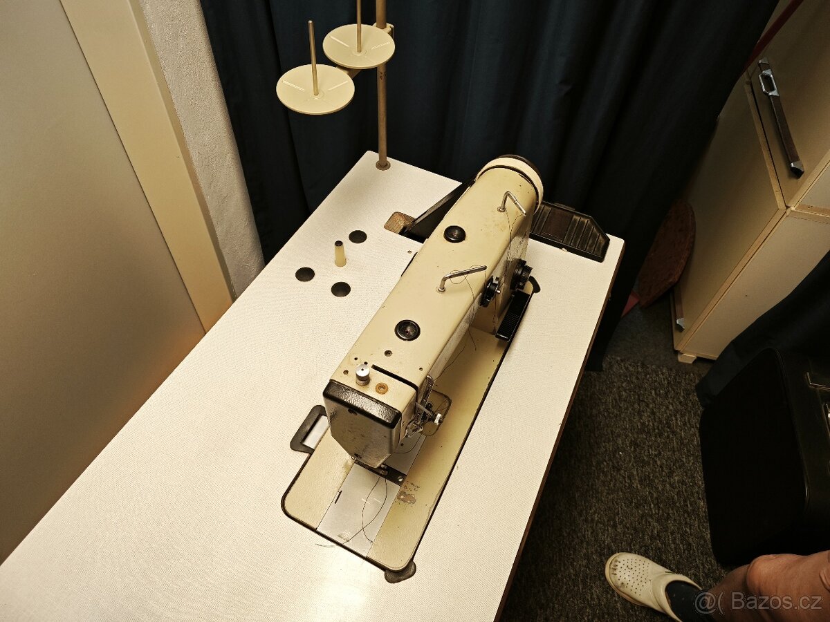 Šicí stroj Minerva 72129-101 - 4