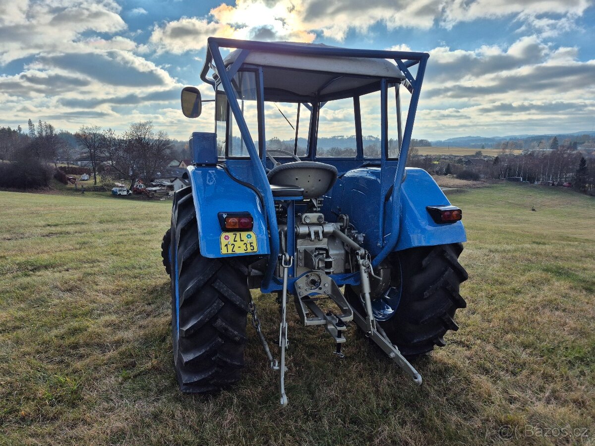 ZETOR 4011, unikátní výrobní číslo 2 - 4