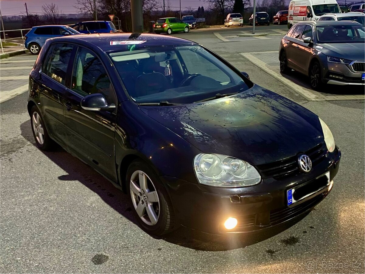 Prodám na ND Volkswagen Golf V 1.9 TDI. - 4