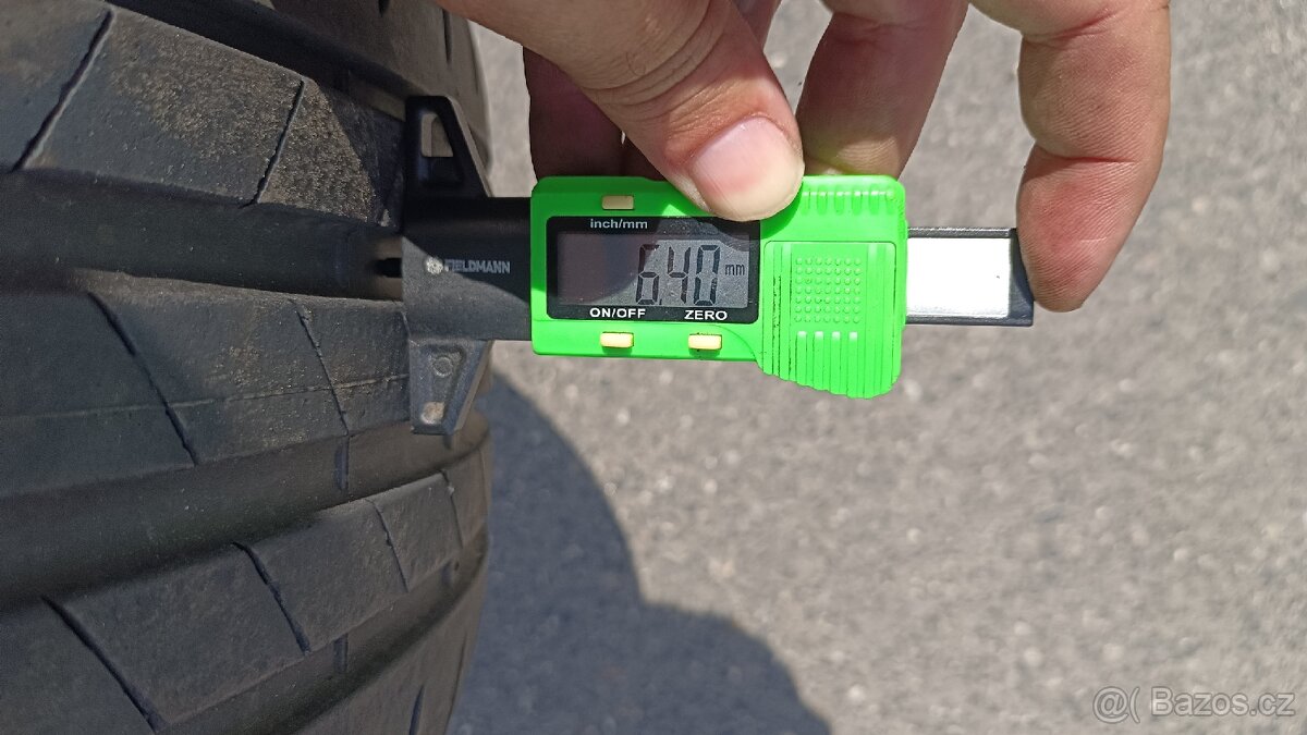 225/40/19 225/40 r19 - 4