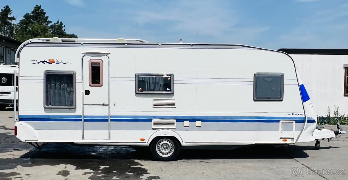 OBYTNÝ PŘÍVES HOBBY 560 - 4