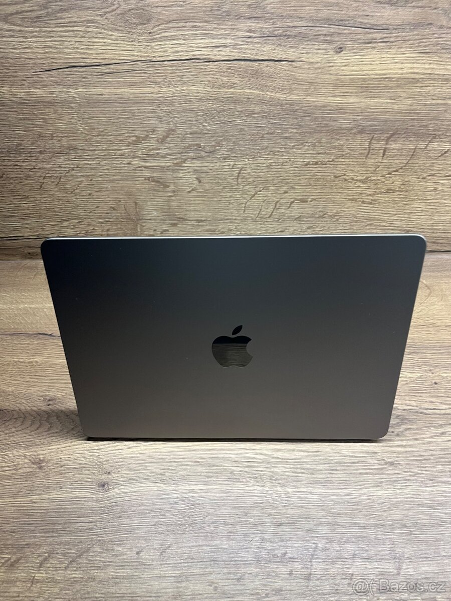 Apple MacBook Air 13.6" (2022) s čipem M2 - 4
