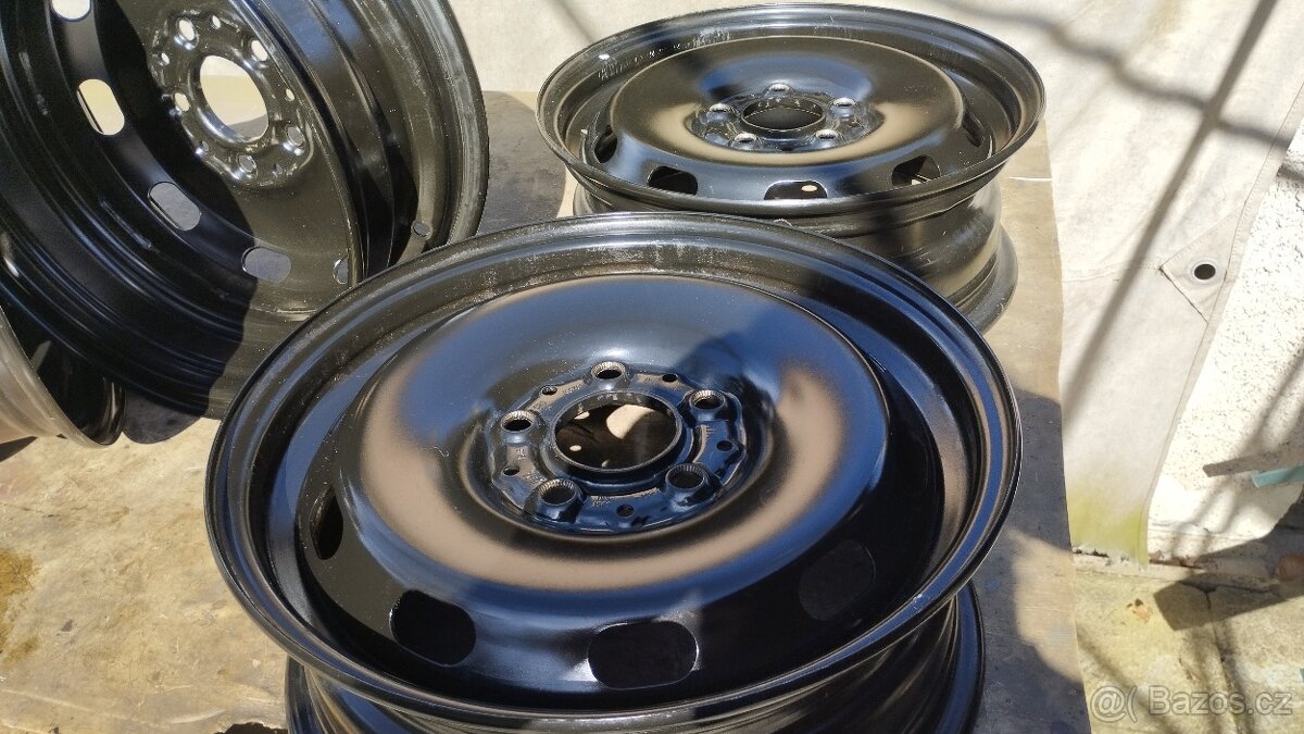 Prodám sadu diskū na Mini Coopr - 4