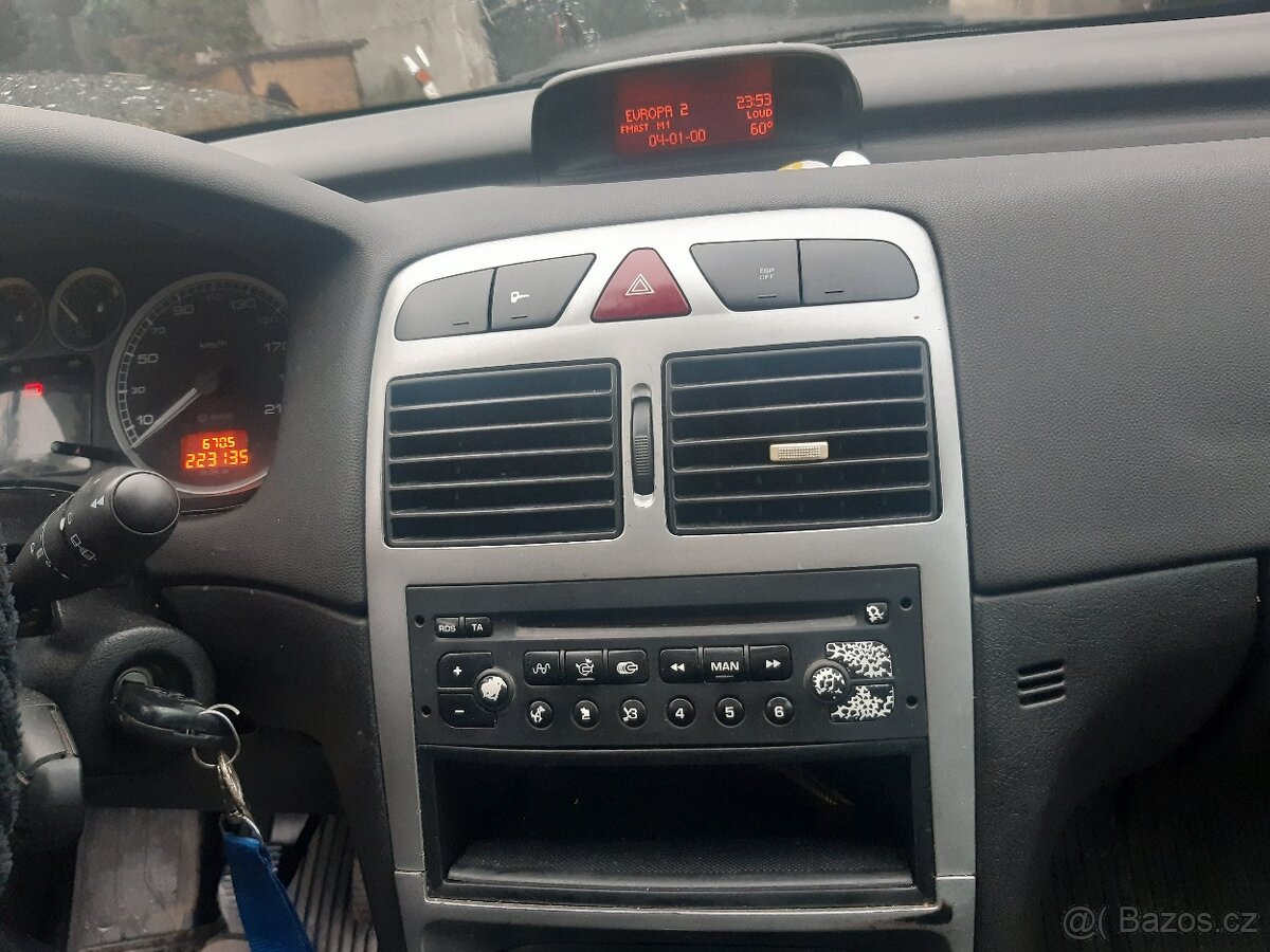 307 SW 1.6i Premium 7 mís - 4