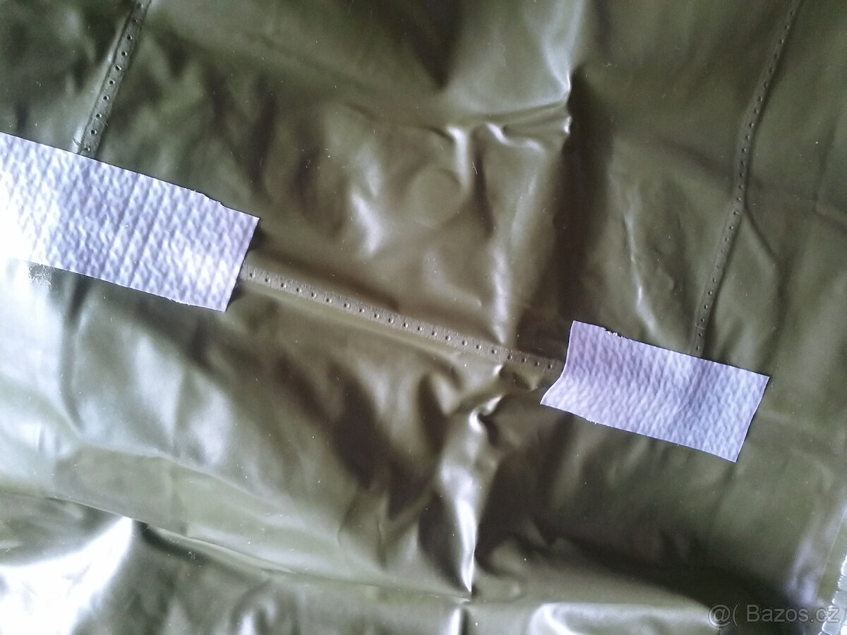 DĚTSKÁ PLÁŠTĚNKA - vel. 128-134 - 4