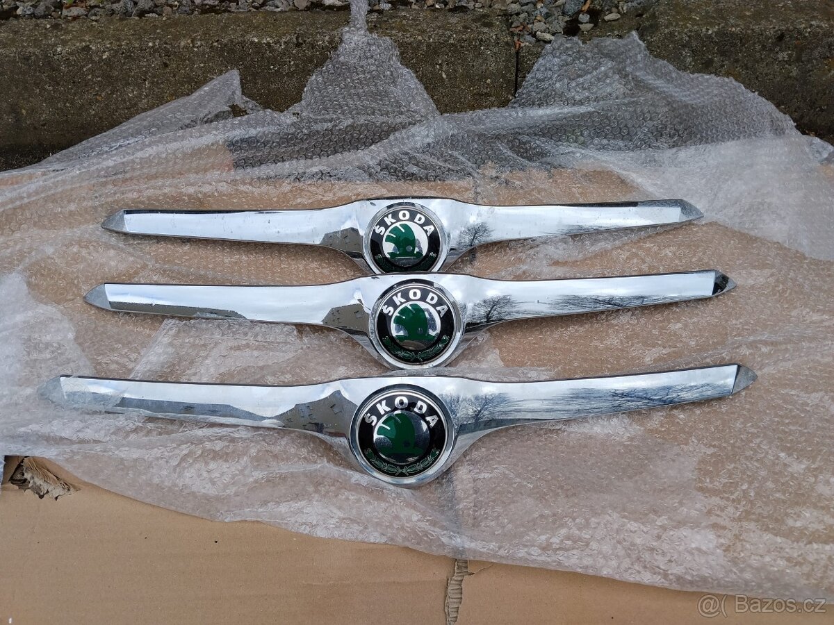 Škoda Superb 2 - maska kapoty - 4