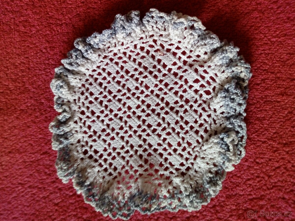 Malé háčkované dečky - 4