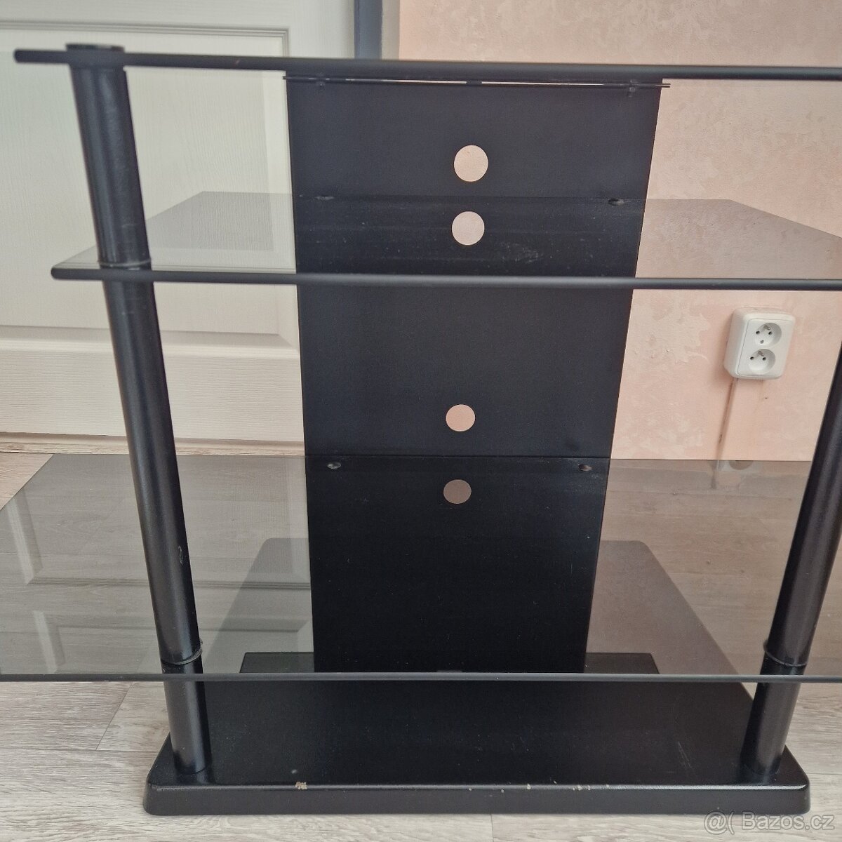 Televizní stolek - 4