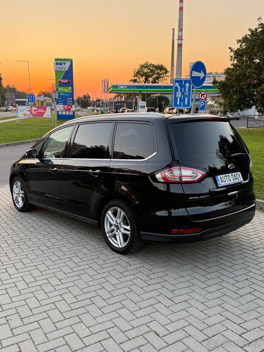 Ford Galaxy 1.5 Ecoboost 121kw—2019—Titanium—manuál—7 mist— - 4