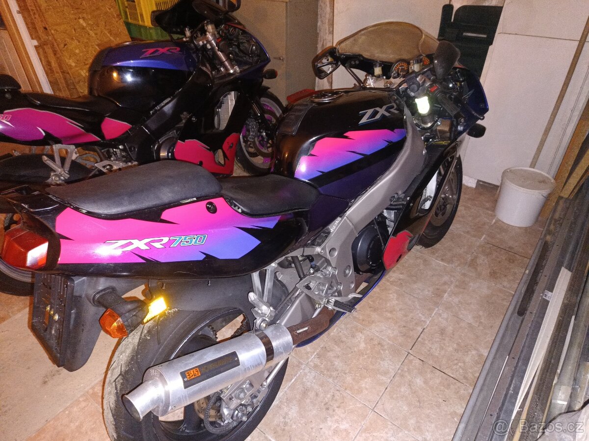 Kawasaki ZXR - 4