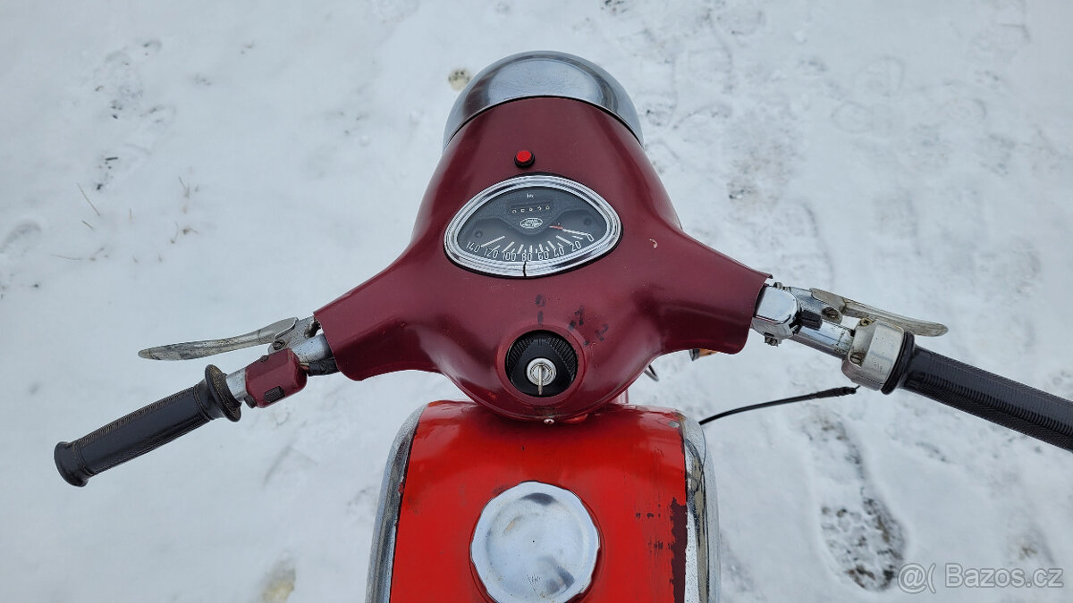 JAWA 250/592 - 4