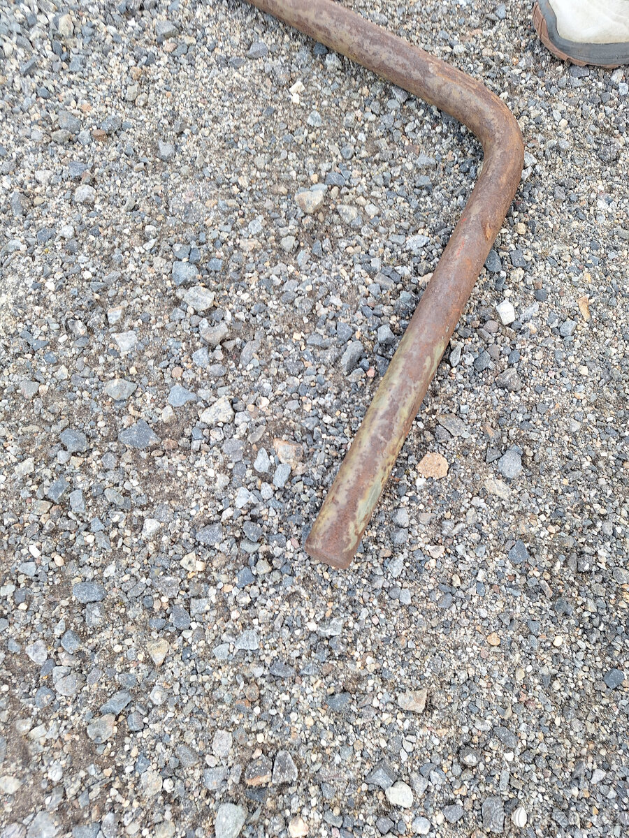 Startovací klika Tatra 138 - 4