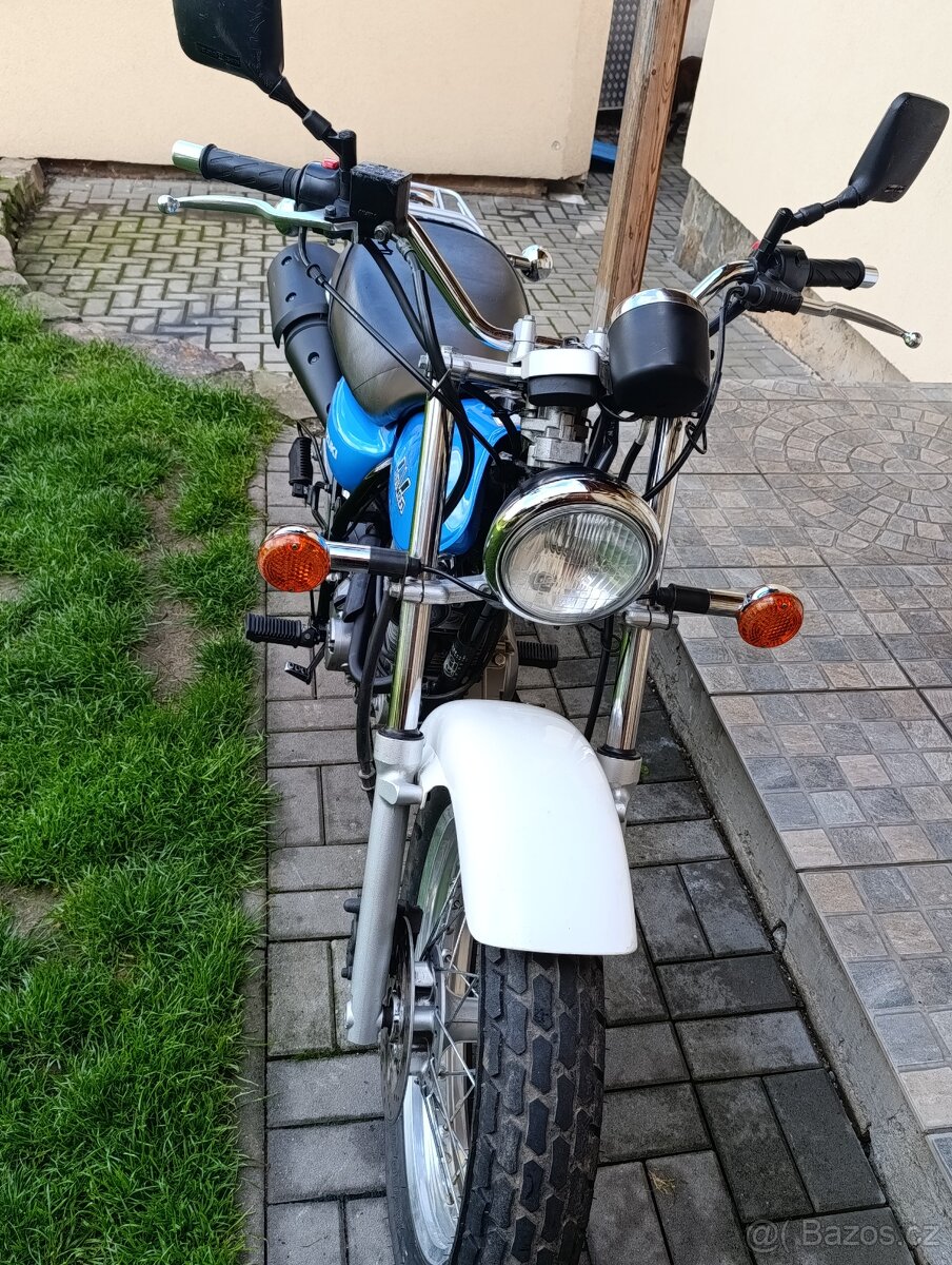 Suzuki van van 125