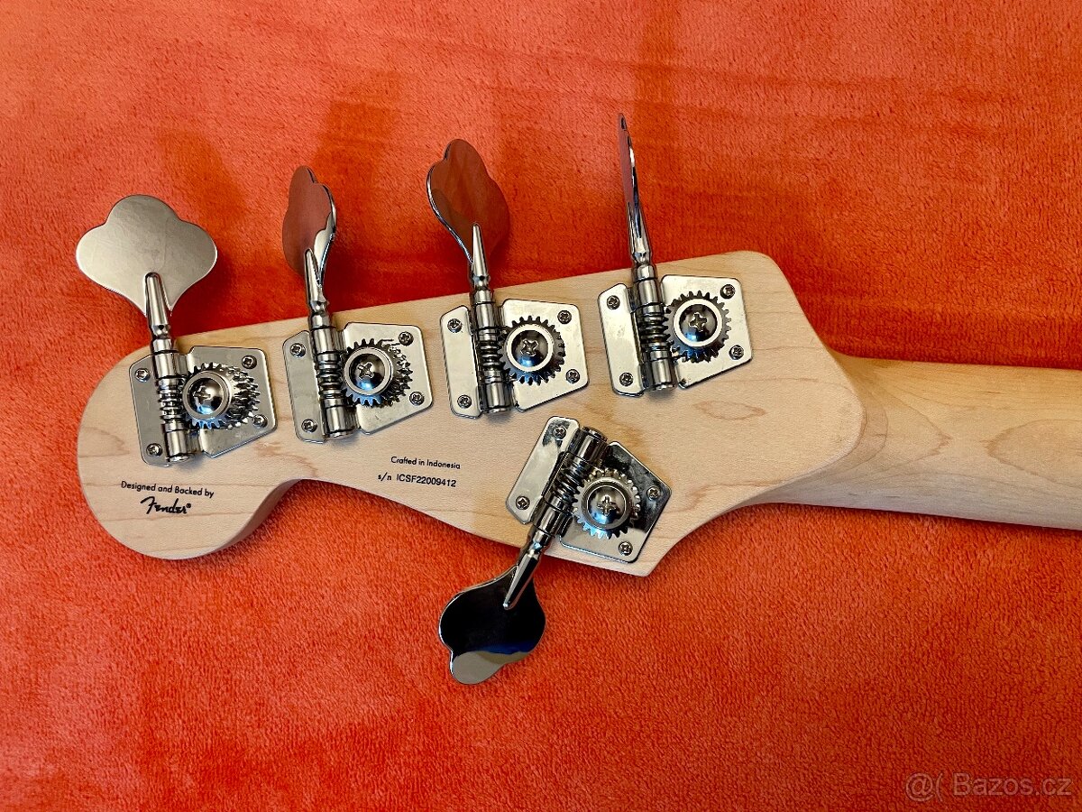 Squier Jazz Bass V 5-strunná baskytara - 4