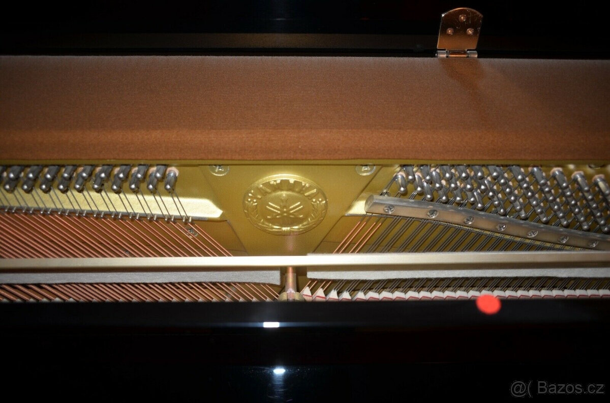 YAMAHA - Piano - Model V 118 N-T - černé leštěné - 4