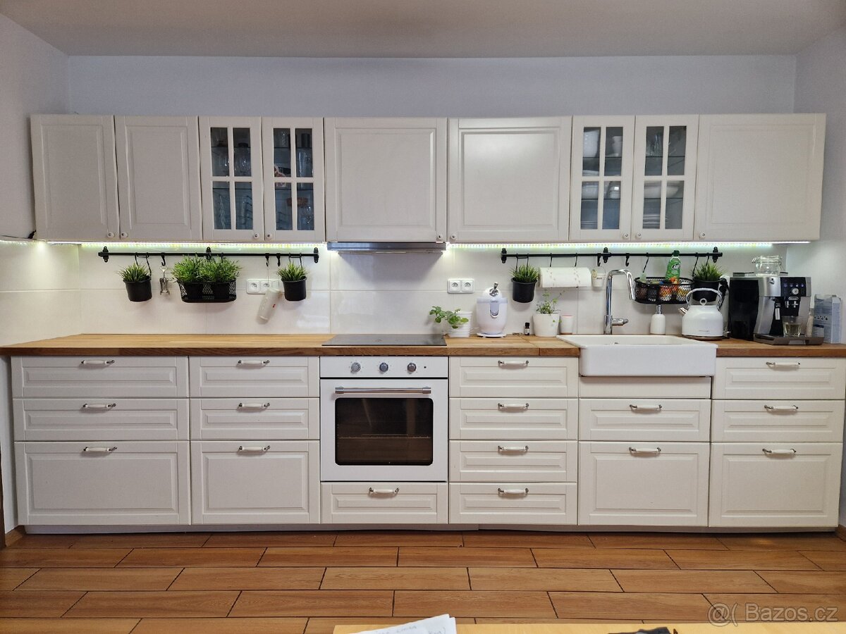 Možné i VČETNĚ SPOTŘEBIČŮ kuchyňská linka IKEA metod bodbyn - 4