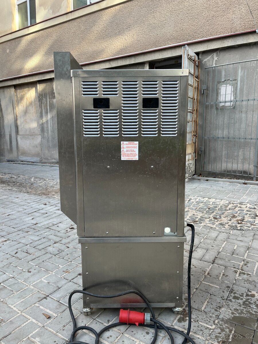 Zmrzlinový stroj - 4