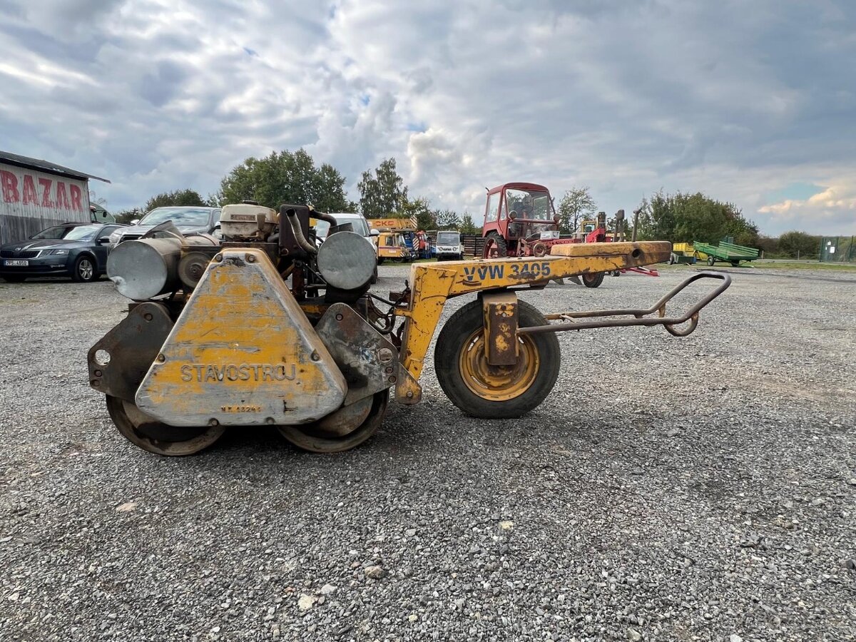 Ručně vedený válec STAVOSTROJ VV 3405 - 4