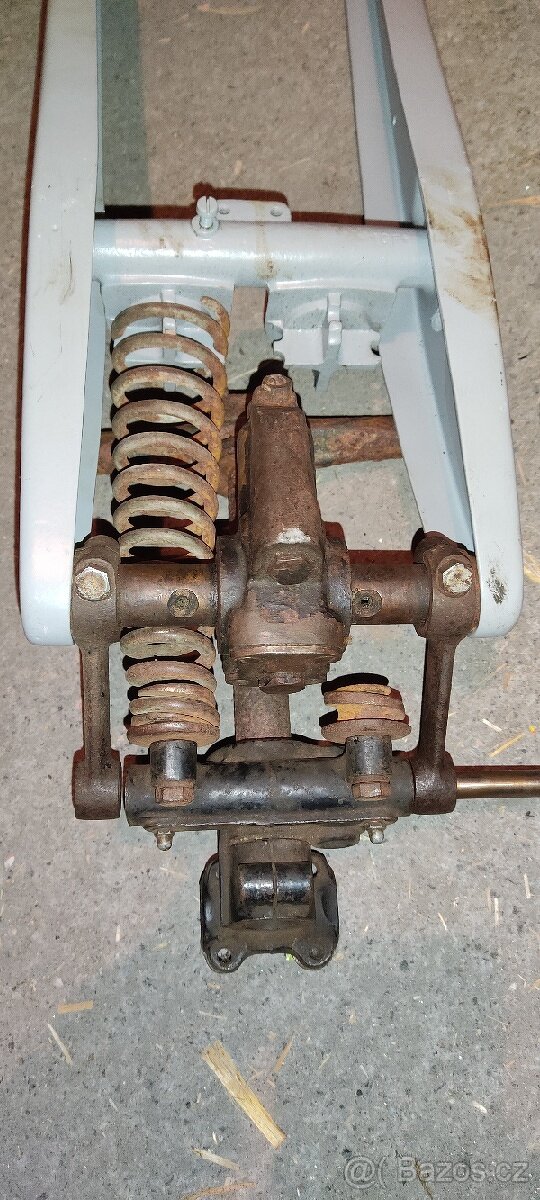 Koupím díly Zundapp K800 - 4