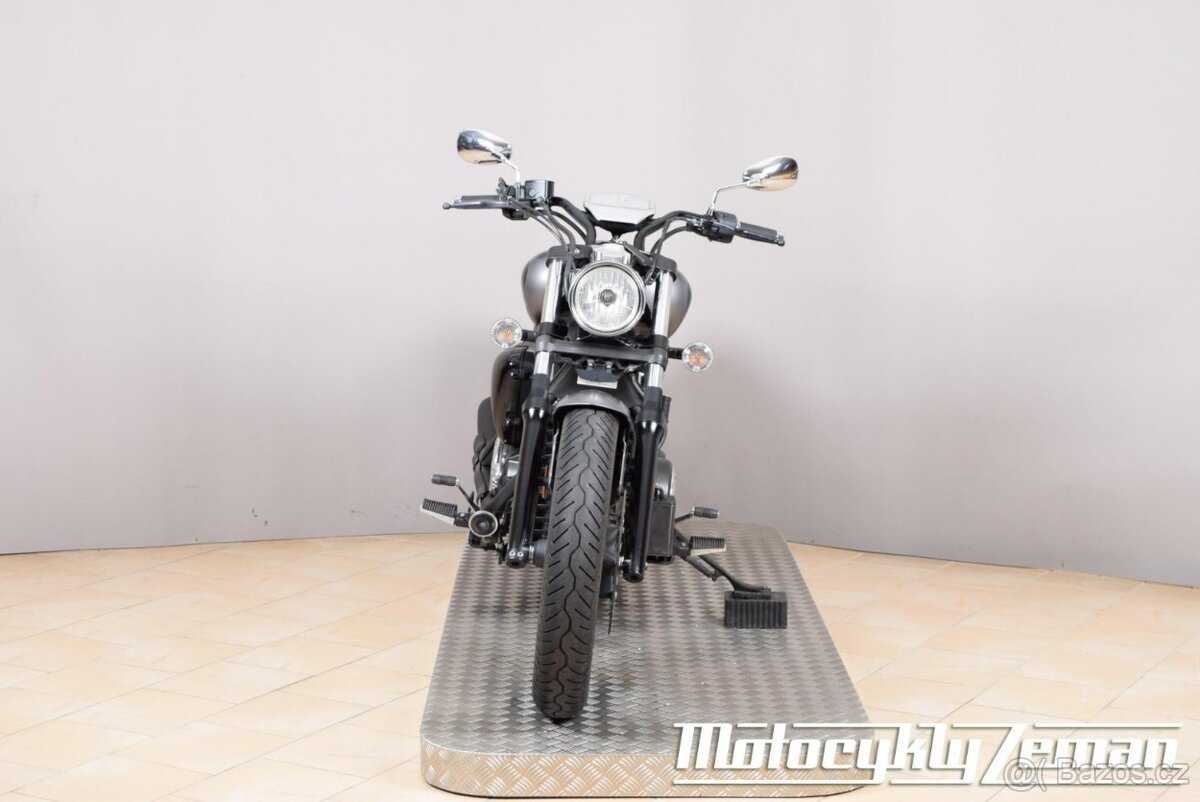 Yamaha XVS 1300 Stryker 2014 - 4