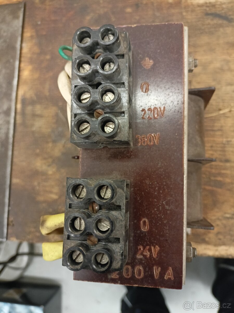 Transformátor 380/220 / 24 V 200 VA - 4