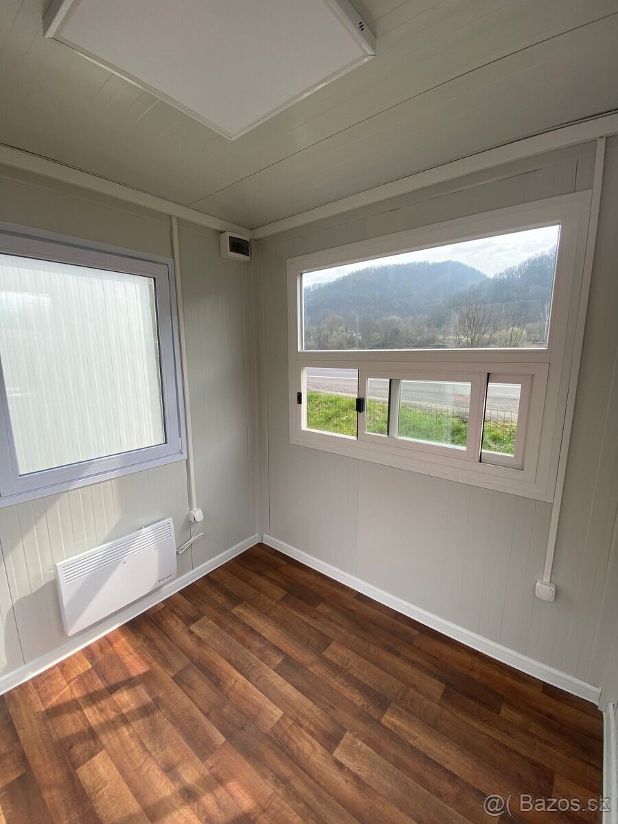 Kontejner PMP - K s výdejovým oknem 2,4 x 2,4 m - 4