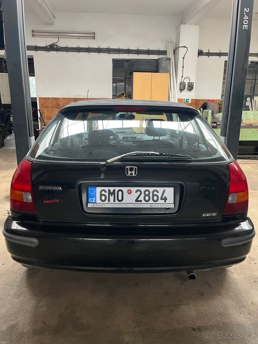 Honda Civic coupe 1,4 - 4