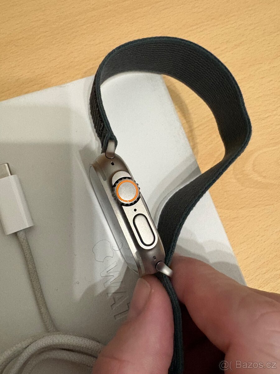 Apple Watch Ultra 2 - 4