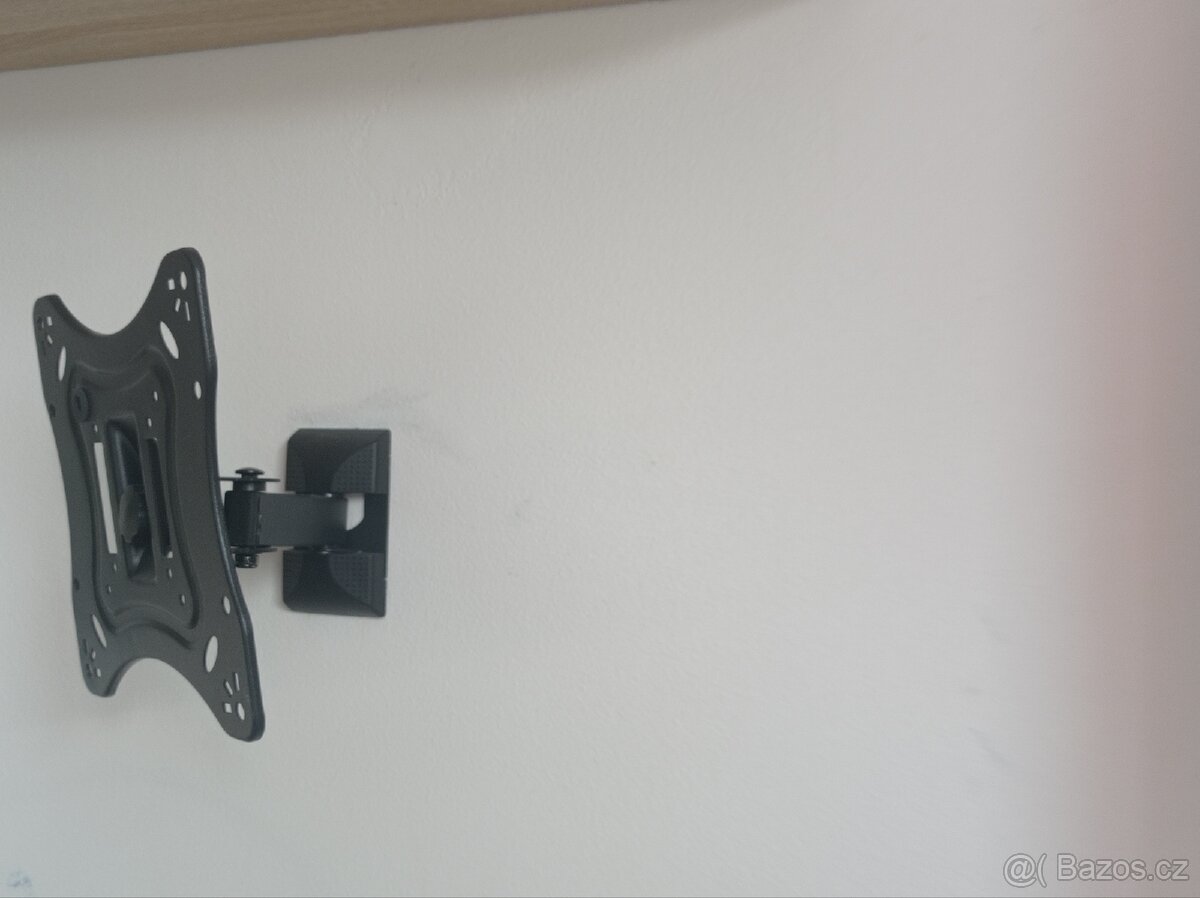 Prodám držák na TV/monitor - 4