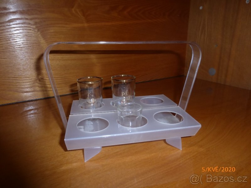 BUŽÍRKOVÝ KOŠ, RETRO lyže, RÁDIO , RETRO skříň - 4